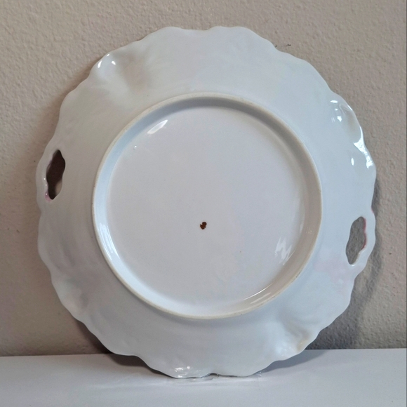 Vintage Embossed Floral Roses Handled Porcelain Plate 10.5" - Picture 5 of 6